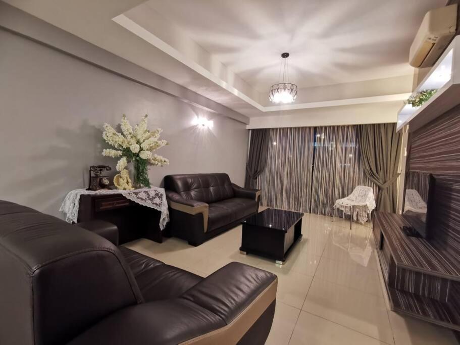 איפוה Glamorous At Kinta Riverfront Apartment מראה חיצוני תמונה