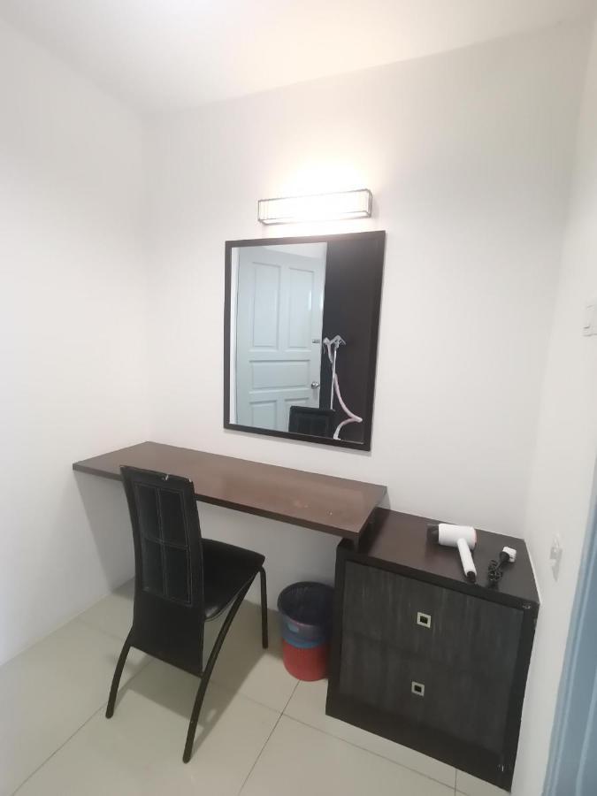 איפוה Glamorous At Kinta Riverfront Apartment מראה חיצוני תמונה